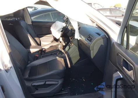 2018 Volkswagen Tiguan 2.0T Se/2.0T Sel from USA, damaged, VIN 3VV3B7AX7JM028051